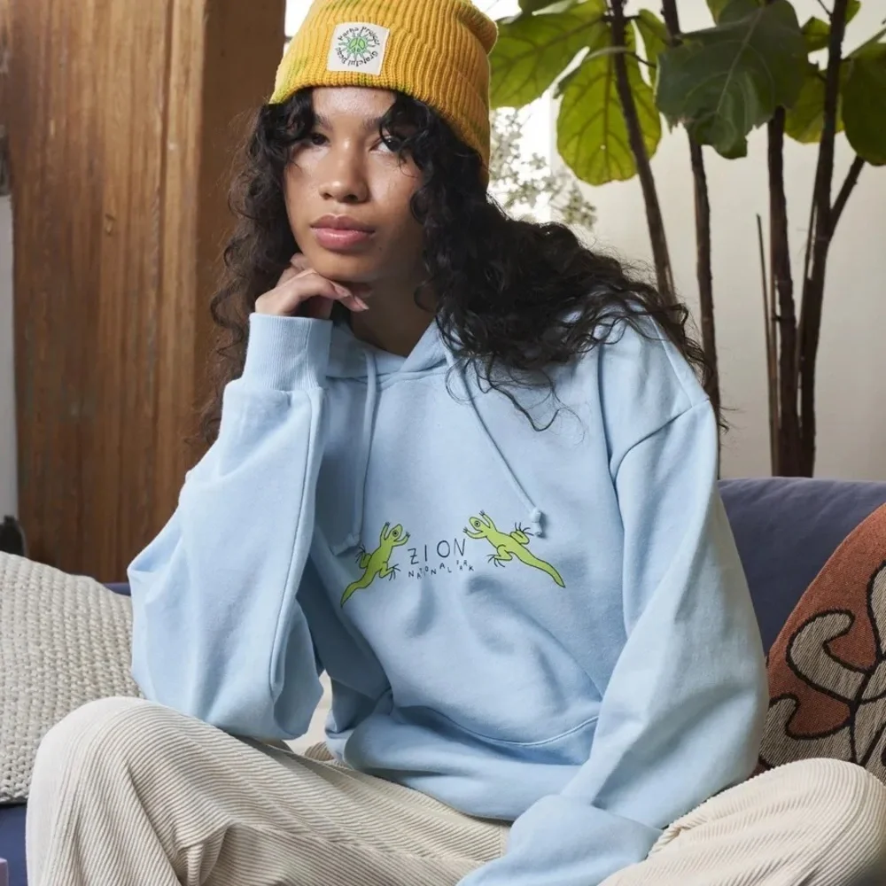 Parks Project Zion Lizards Hoodie NWT Rare National Park Graphic XS - Picture 2 of 7